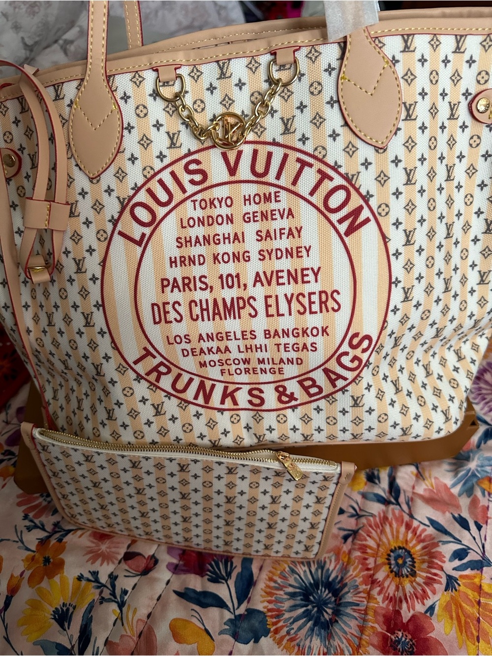 Cream & Red Trunks & Bags Tote. Never full